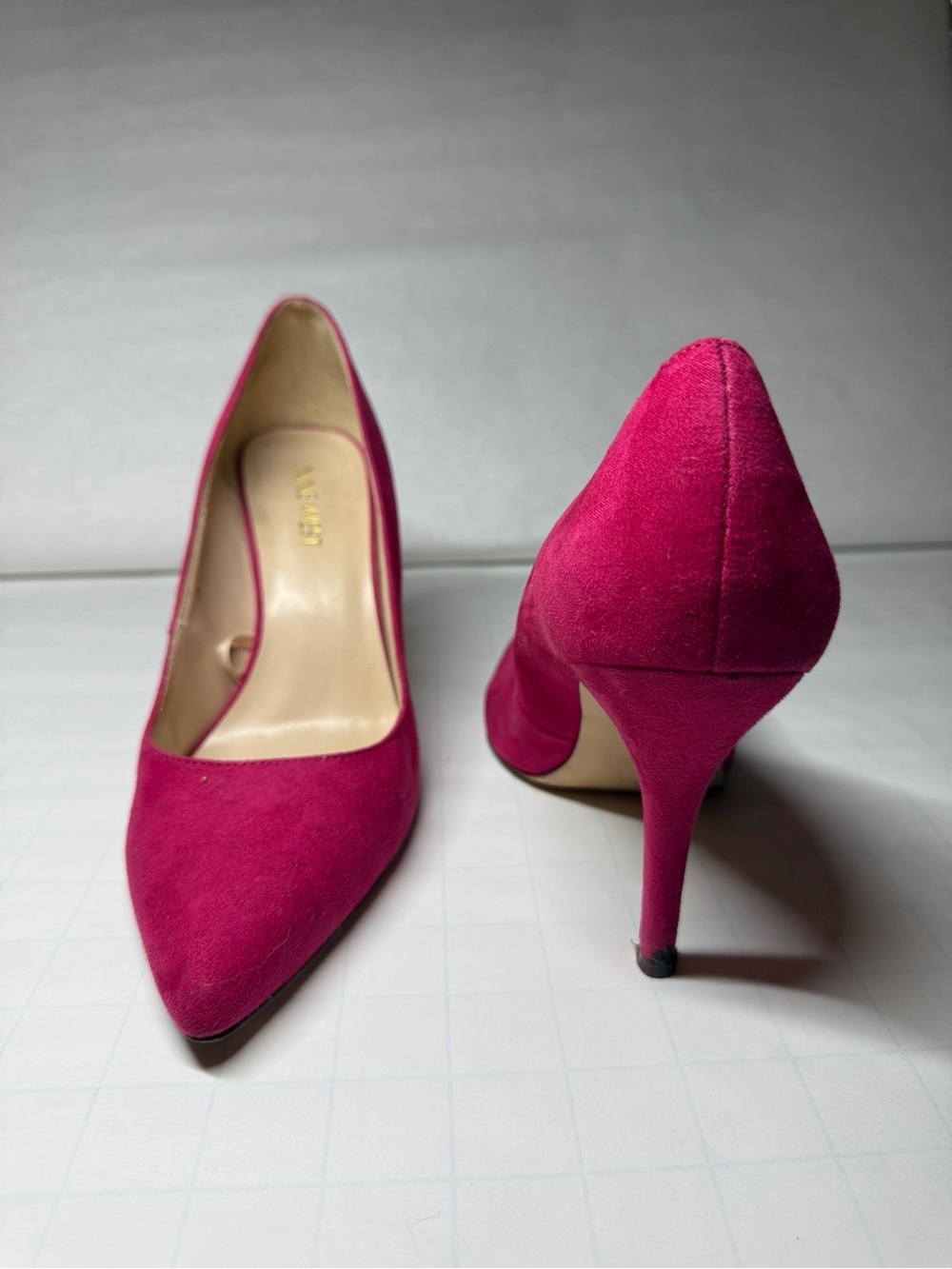 Nine West Women's Fuchsia Pointed-Toe Suede Pumps - Picture 2 of 3